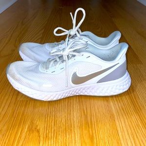 Nike Revolution, size 8.5, white and grey